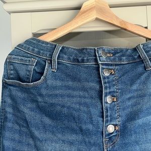 Old Navy Rock Star Skinny Ultra High Rise Jeans